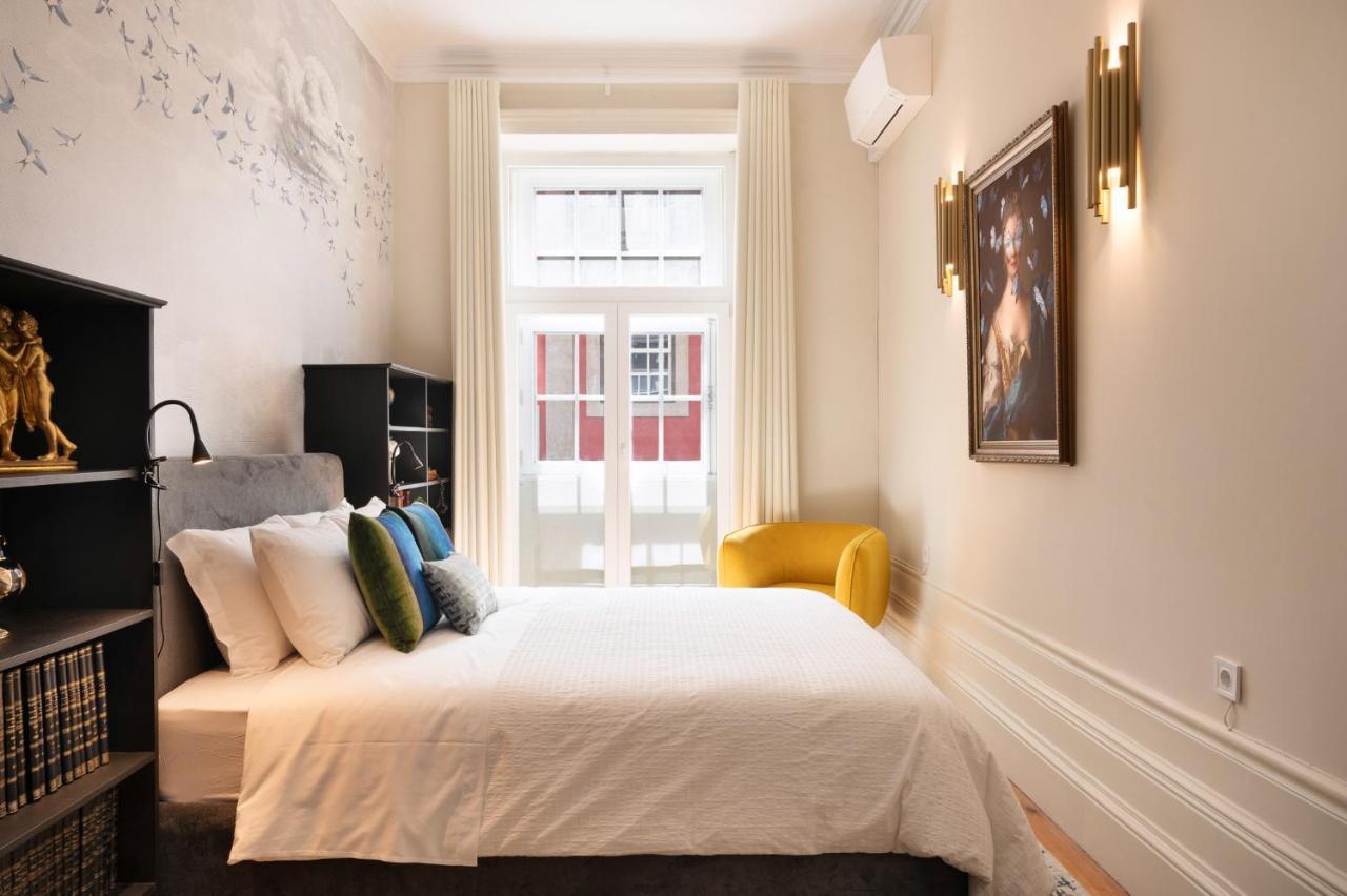 Cardosas Gem - Historic Ap 1F Apartment Porto Luaran gambar