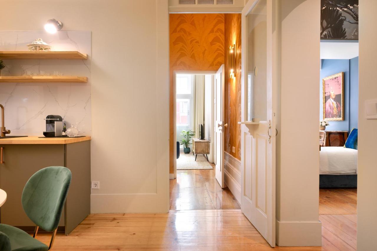 Cardosas Gem - Historic Ap 1F Apartment Porto Luaran gambar